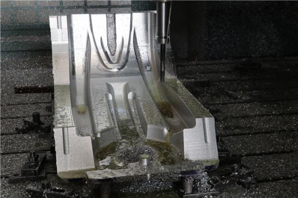 Quality Smooth Surface Aluminum Rotational Molds Wide Range Applied Long Service Life for sale