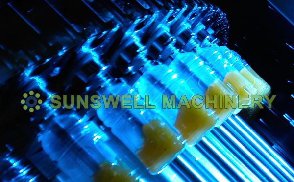 Quality Fully Automatic 3- In -1 PET Juice Filling Machine for sale