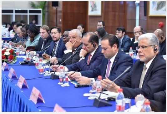 HUAIN Wired Removable Base 3 Pin Table Condenser Gooseneck Microphone