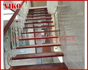 China Wrought Iron Staircase VK100S  Wrought Iron Handrail Tread Beech,Railing tempered glass, Handrail b eech Stringer,carbon on sale