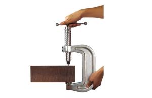 China High Accuracy 1580kg Portable Hardness Tester Machine with 100-650HB Test Range on sale