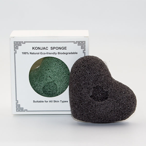 100% Natural Reusable Facial Konjac Sponge Off White Heart Shaped Bath Sponges