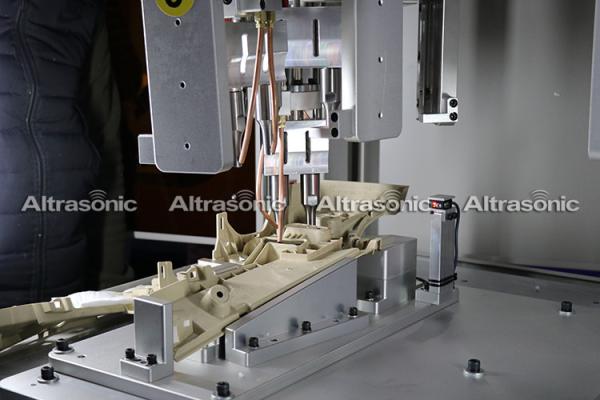 Quality Ultrasonic Hot Riveting Welding Machine For Car Carpet Soundproof Cotton for sale