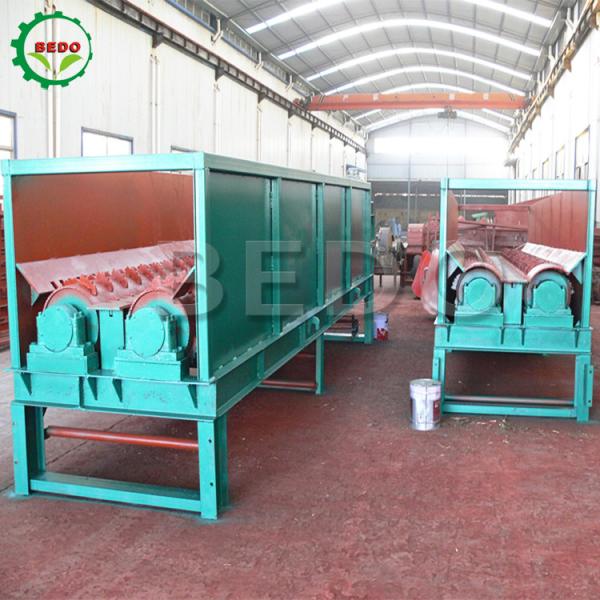 Quality 3000KG Eucalyptus Wood Peeling Machine Customized Color for sale