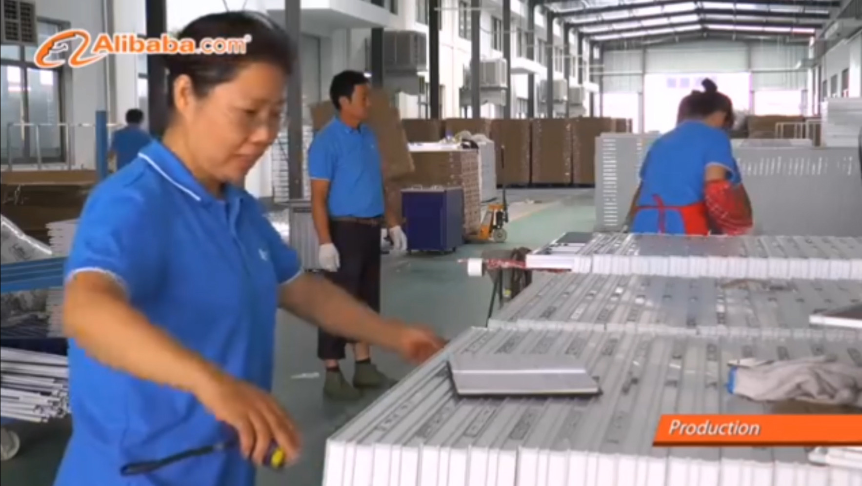 Customized Size UPVC Single Hung Window With PVC Material 1.4mm-1.8mm Thickness