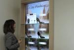 Smart Digital Interactive Showcase Retail Displays Data Collection With