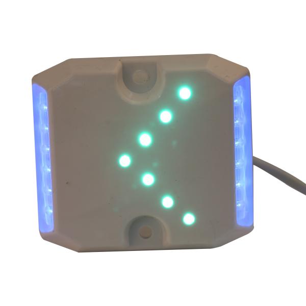 Quality IP65 Plastic Led Road Stud High Brightness Wired Cable 8000mcd With Green Arrow for sale