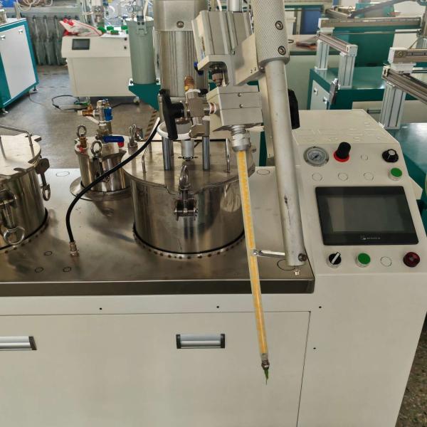 2000W Glue Potting Machine User Friendly Epoxy Resin Dispensing Machines 0.5Mpa