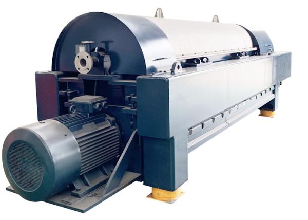 Quality Flexible Operation Horizontal Dencanter Centrifuge for Sludge Dewatering Separating for sale