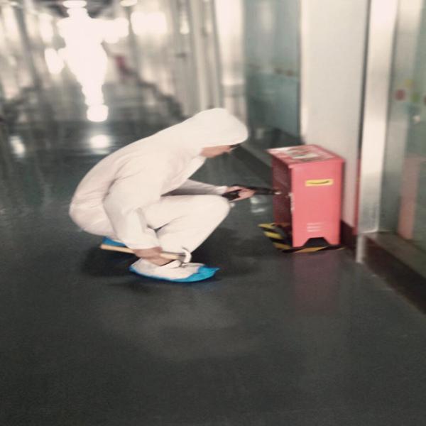 Quality Non Woven Disposable Coveralls Microporous Disposable Hazmat Suit for sale