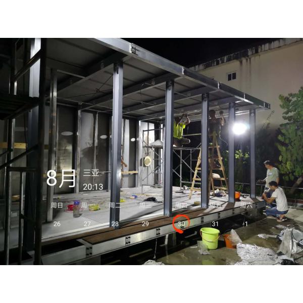 Luxury Moonbox Modern Prefab Houses Site Installation With Aluminum Frame Structure