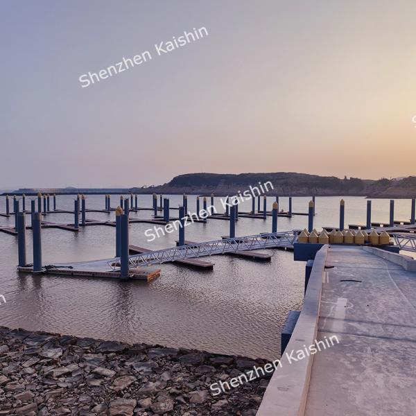 Commercial Marine Aluminum Alloy Floating Dock Float Pontoon WPC Decking