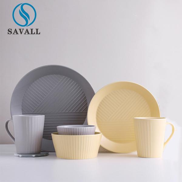 Quality Banqueting Round Colored Porcelain Dinnerware for sale