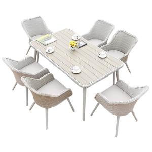 China 100% Hand Weaving Poly Rattan Patio Table And Chairs on sale