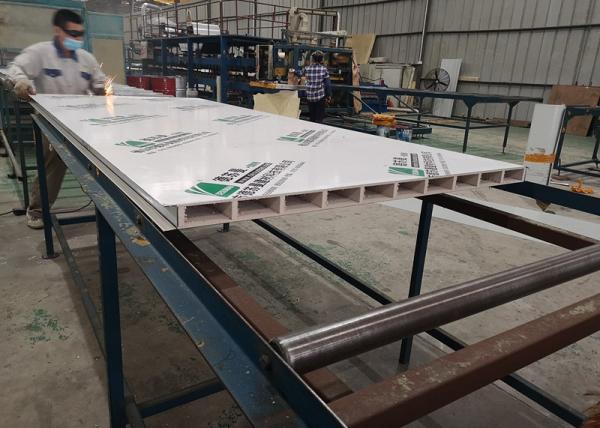 Quality Rigid Colored Zinc Coated Steel MgO Fireproof Board for sale
