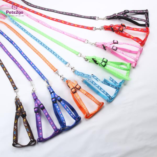 Quality Remote Control Lcd Rechargeable 1m Pet Training Collars for sale