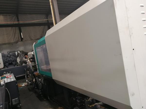 Quality Stable Output Plastic Injection Molding Machine 90 - 40000 Injection Weight for sale
