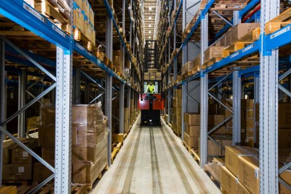 Quality Narrow Aisle Racking Pallet Warehouse VNA ISO9001 Certificated for sale