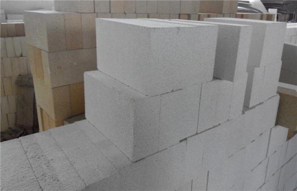 Quality White Shaped Furnace Mullite Insulating Fire Bricks With High Temperature for sale