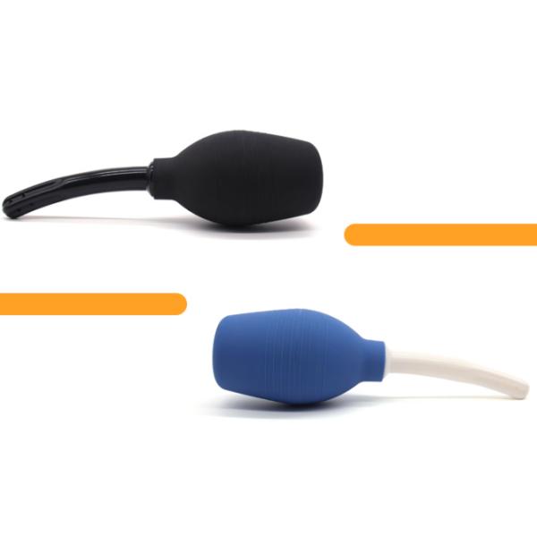 Pear shaped enema cleaning and flushing adult manual extrusion enema device is safe and hygienic