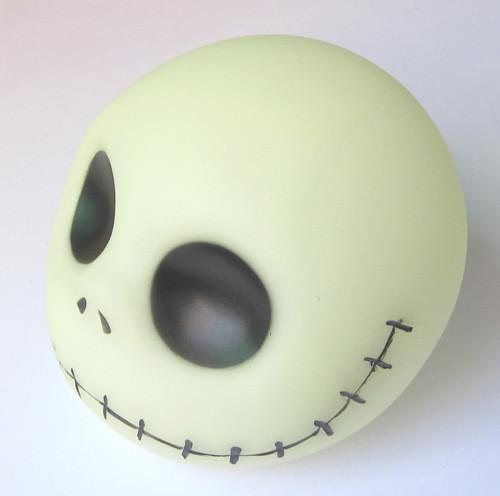 Quality plastic death head money bank， zombie vinyl piggy bank gifts for sale