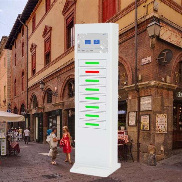 White Color Vertical Digital Signage Advertising And Fast Charge Technology