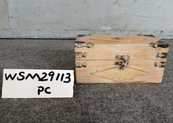 Quality 19x10x9.5 Non Woven Lining Wooden Storage Trunks for sale
