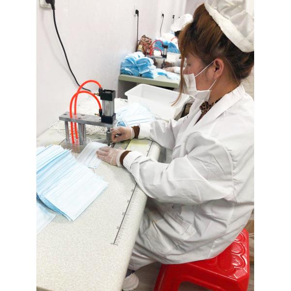 White Blue Pink Disposable Face Mask Daily Use Customized Color And Size