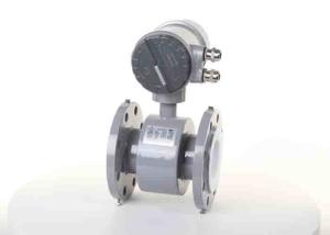 Smart Utility Electromagnetic Flow Meter Rubber / Ptfe Liner Flange Pipe Connect