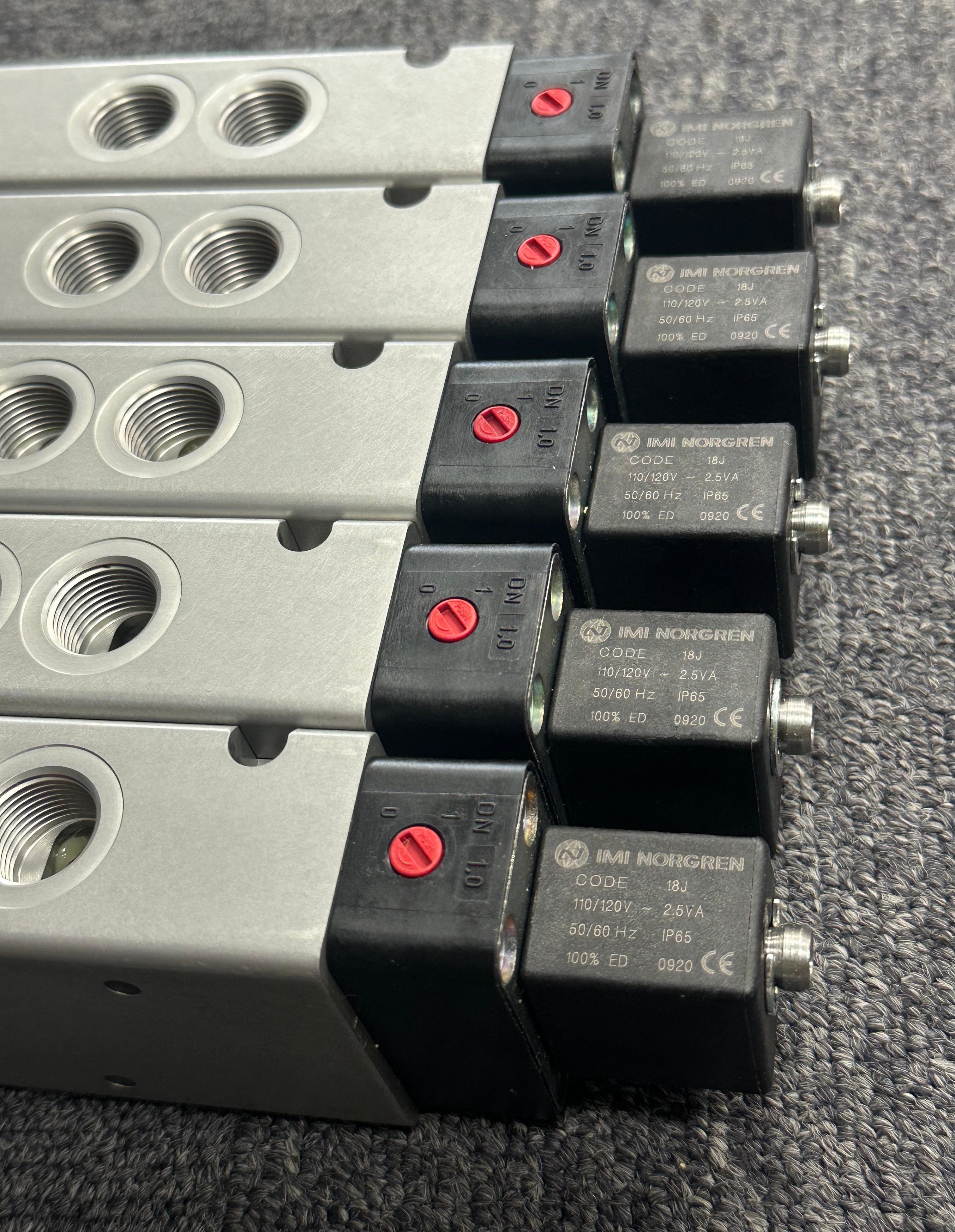 Norgren V60... V63 Series V62C513A-A218J Pilot Solenoid Valve with 10-30 VDC Operating Voltage and 8 Digital Inputs