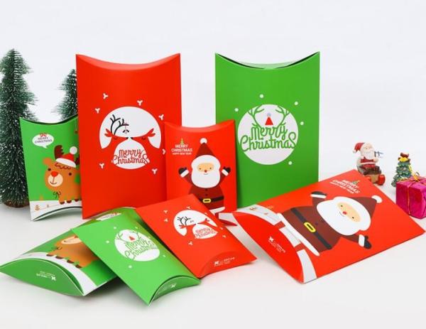Quality Custom Panton Pillow Christmas Packaging Boxes White Coated Paper Material for sale