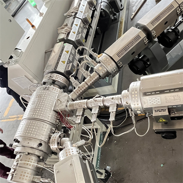 Three Layers 20-110mm PPR PPH PPRC Pipe Making Machine In ABA / ABC Structure