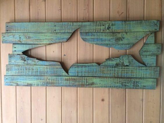 Quality Shark Shape Wood Pallet Plaque MDF Paper Printing Technique For Coffee Shops for sale