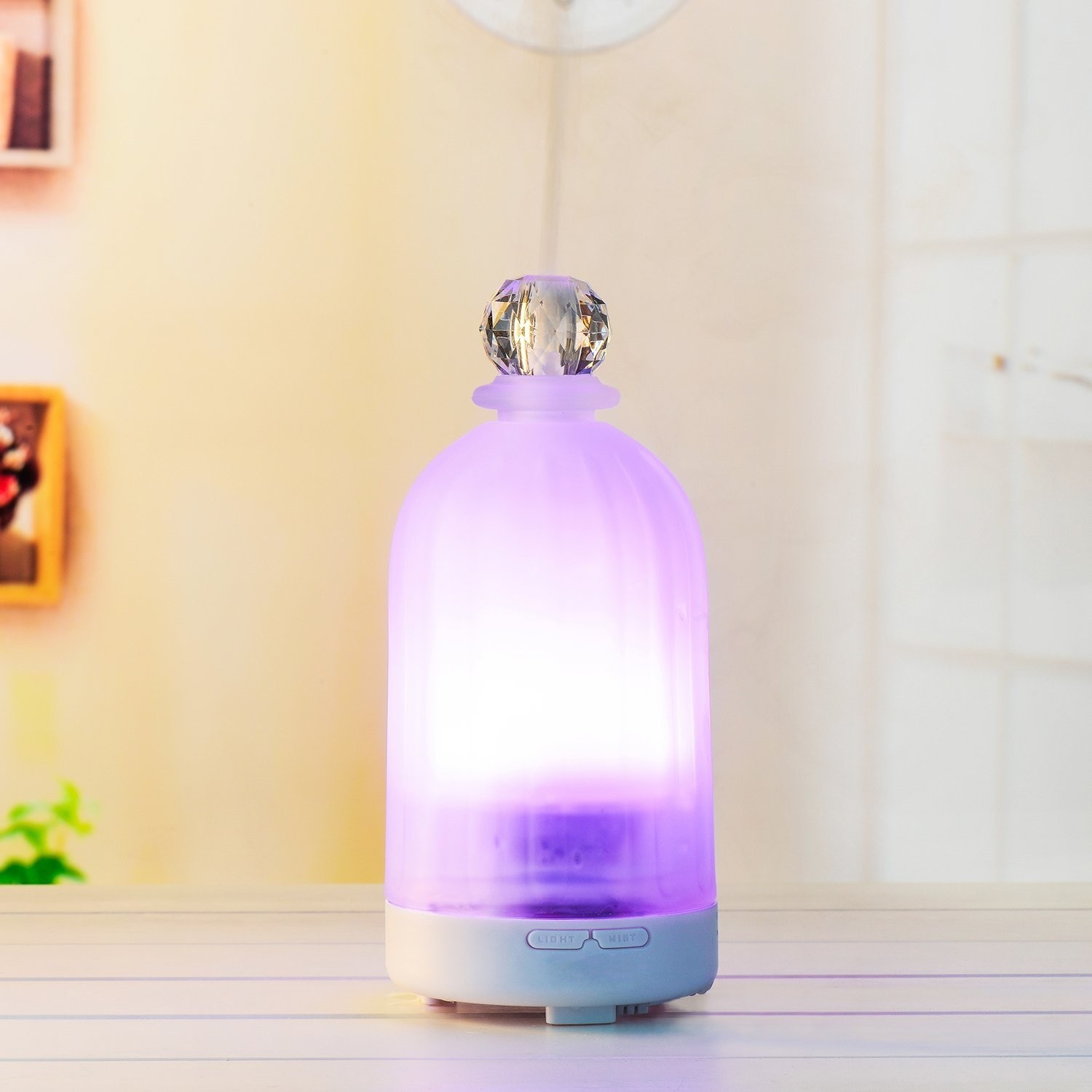 7 Color Changing Glass Ultrasonic Diffuser With Adjustable Mist Mode