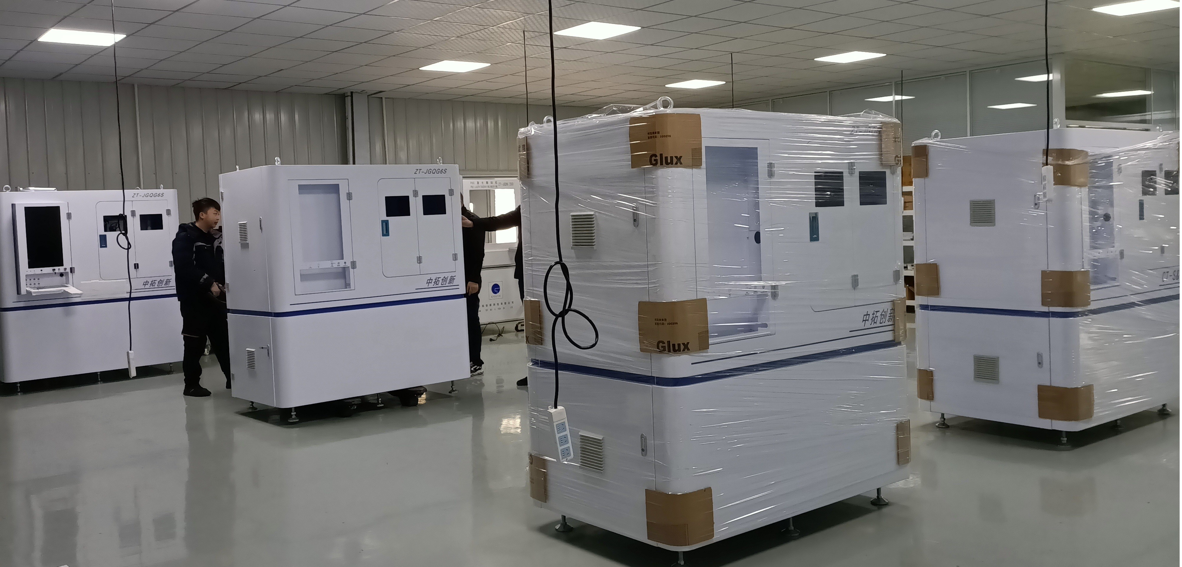 Industrial CNC Fiber Laser Cutting Machine With Self Developed Software Control System