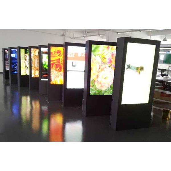 270W Outdoor Digital Kiosk Free Standing LCD Display 178° Viewing Angle