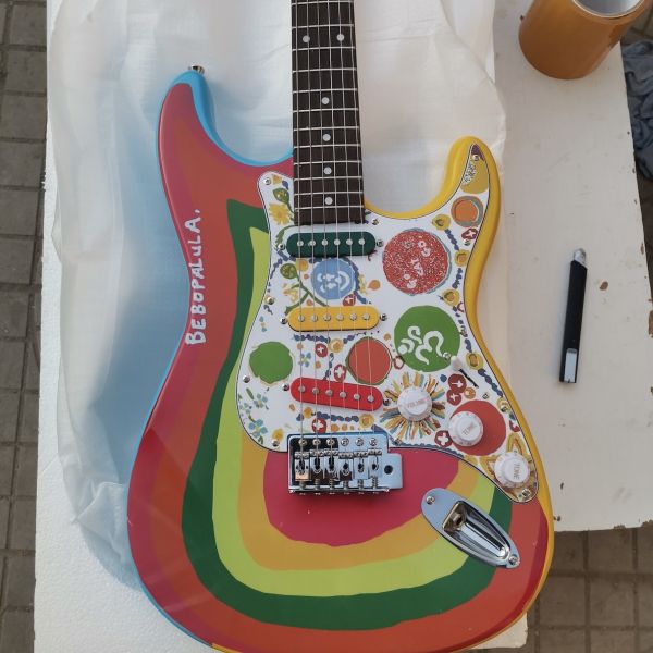Custom Fender GUITAR Shop George Harrison Rocky Masterbuilt P.Waller Electric Guitar
