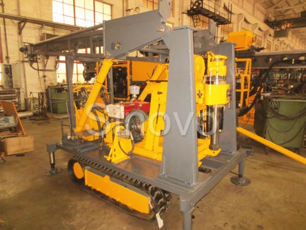Quality Sinovo Crawler portable water well and Core Drilling Rig XY-1A Depth 180m mounted on crawler or tailer for sale
