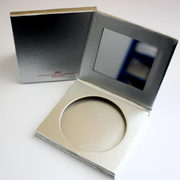 Paper Empty Highlight Contour Palette Matte Silver With Glass Mirror