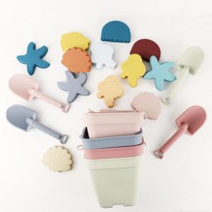 China Wholesales Silicone Baby Toy Bucket Set Beach Toy Children Sand Playing Mold Shower Beach Bucket Toy on sale