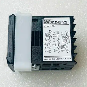 Temperature Controller E5CC-QX3ASM-002 Brand-New in Box Good Price and Quantity