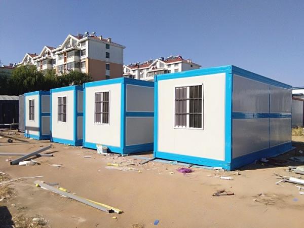 Quality Heat Insulated Modular Shipping Container Homes Customized Design 30 Years Life Span for sale