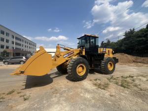 China XCMG wheel loader excavator similar to CAT compact front end loader 5 tons use for mining on sale