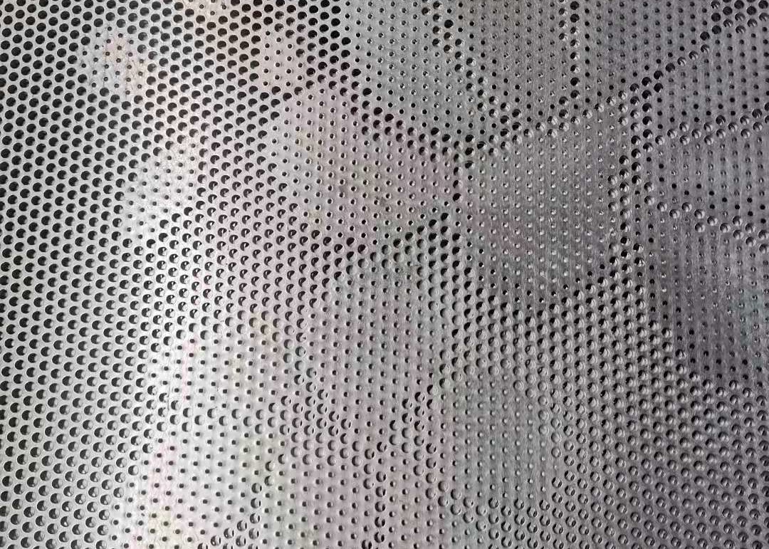 1.6mm Perforated Wire Mesh Aluminum Decorative Punched Metal Sheets Customized
