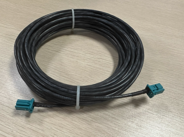 Servo Motor Connector 1000V Crimp/Solder -40℃ to +105℃