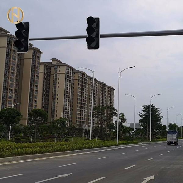 Quality T Type Octagonal Galvanised Light Pole Customized Height For Traffic Signal for sale