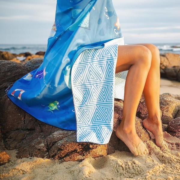 Quality Quick Dry Fabric Solid Color Custom Beach Towel For Gym Routine for sale