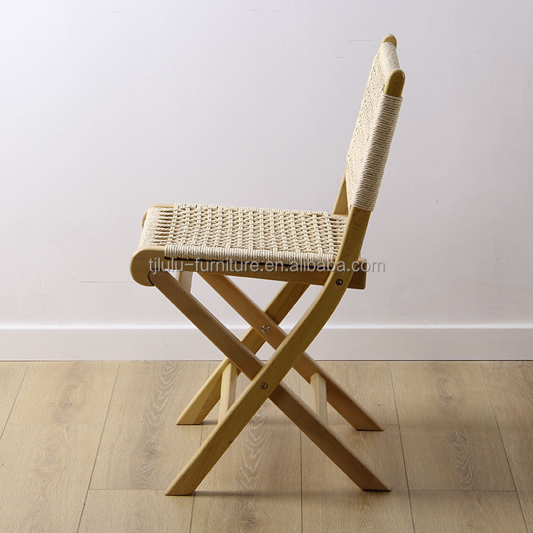 Wedding Reception and Event Hotel Furniture Solid Wood Folding Dining Chair with Nitrolacquer/PU Paint Finish