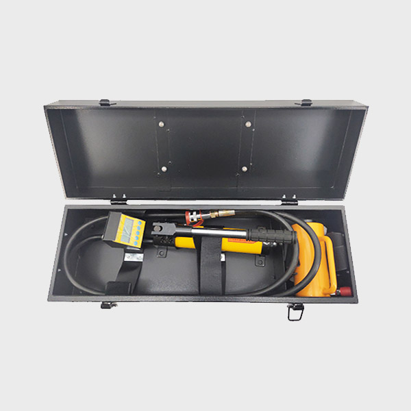 2Mpa 63MPa Anchor Bolt Pull Test Equipment 0-1000KN Smaller Size Lightweight