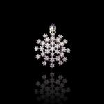 Elegantly Silver Cubic Zirconia Pendant With Swan Shape Customized Size